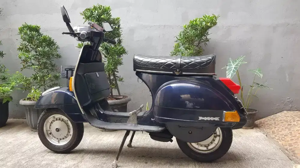 Vespa PX tahun 81