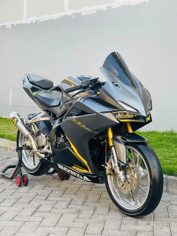 Honda cbr250rr grey 2017 plat S pajak on cbr 250rr non abs cbr250 rr