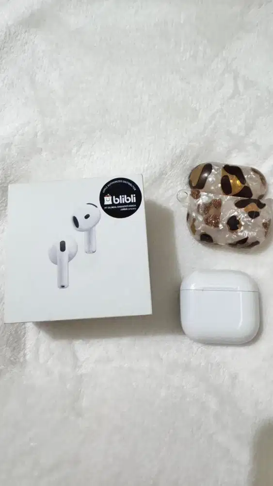 AIRPODS 4 WITH ANC
