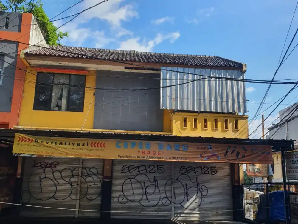 Ruko 2 Lantai di Gandaria, Dikelilingi Banyak Mall