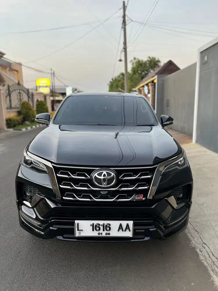 Toyota Fortuner 28 GR 2023 Diesel