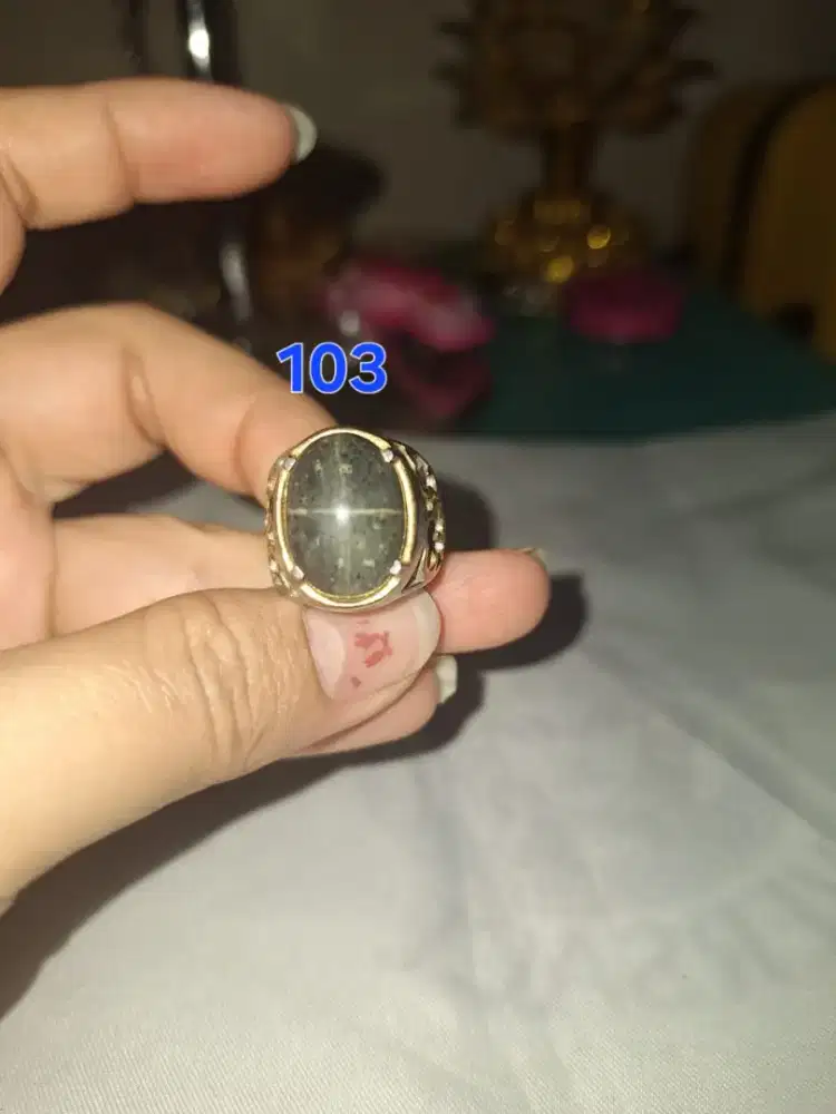 Batu cincin tapak jalak 
Hitam garis perak 
103 Ring perak alpaca 
Bar