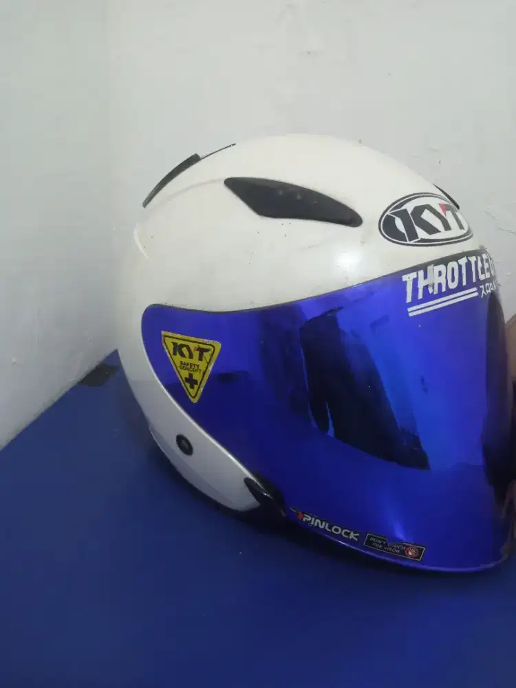 Helm KYT 2nd good condition
