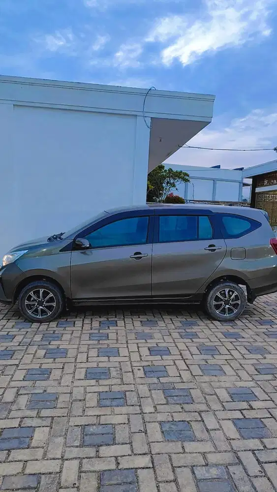 Daihatsu Sigra 2021 Bensin-MT Balikpapan