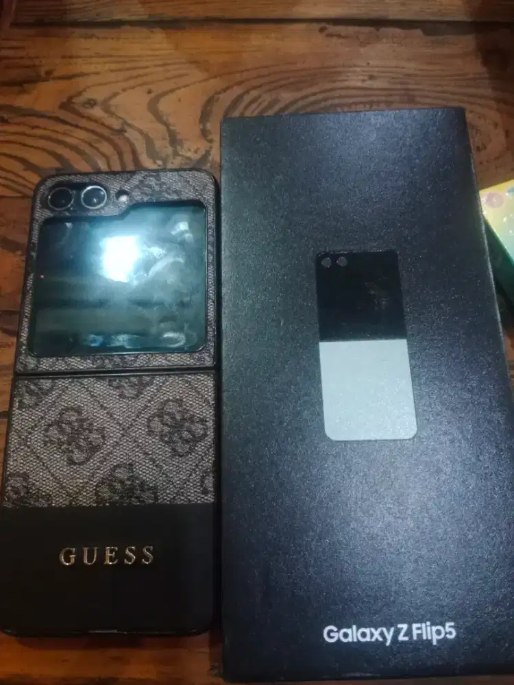 SAMSUNG Z FLIP 5 8/512Gb