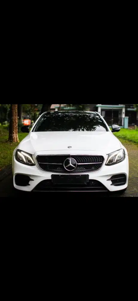 Mercedes-Benz E300 2017 Bensin