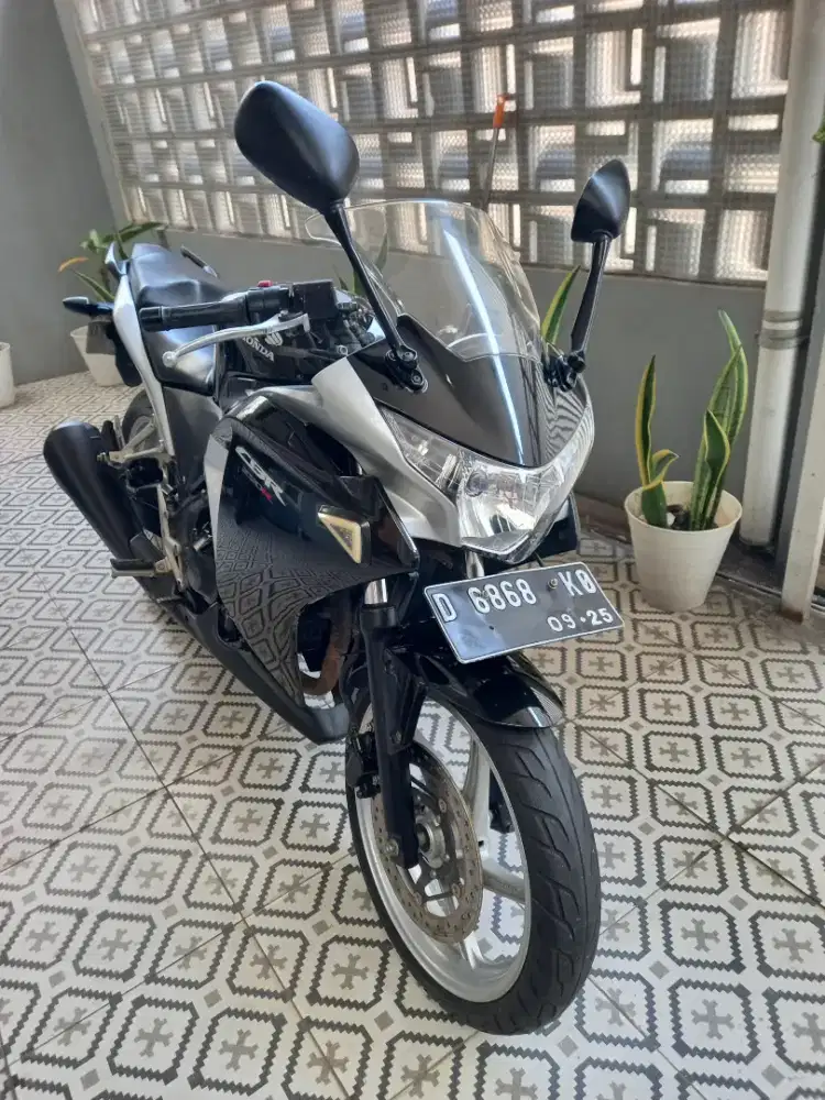 Honda CBR 250 Built Up (CBU) Th 2012 Km Rendah