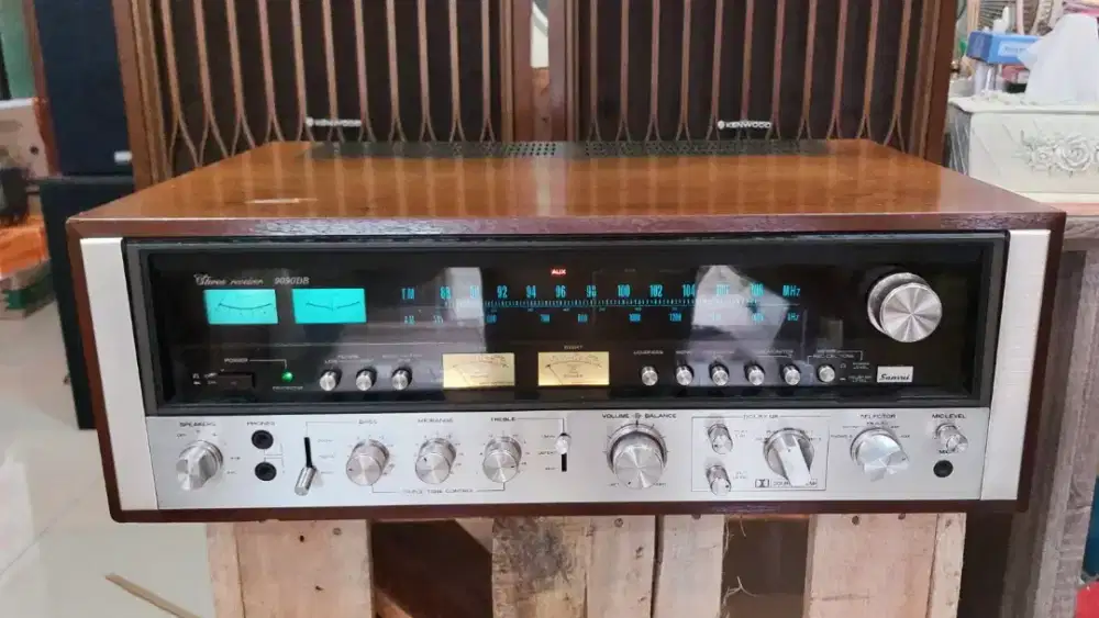 SANSUI 9090 DB Receiver  Izumi Japan circa 1976 Full Original