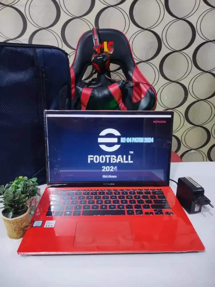 Laptop Asus Vivobook Like NEW SSD 512Gb Body SLIM