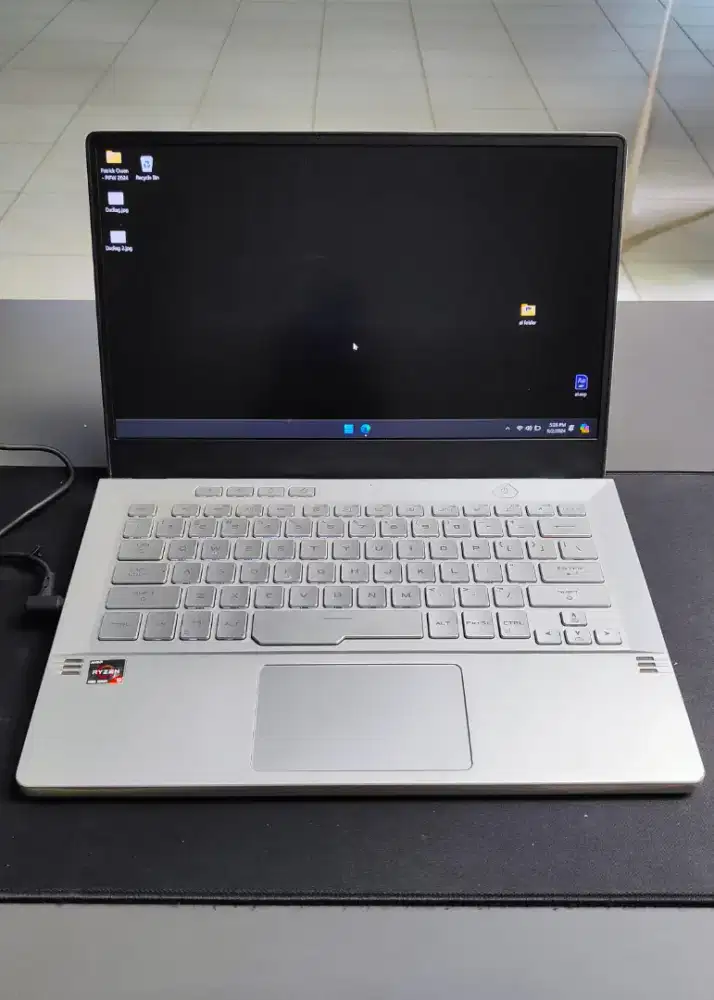 Asus ROG Zhephyrus G14
