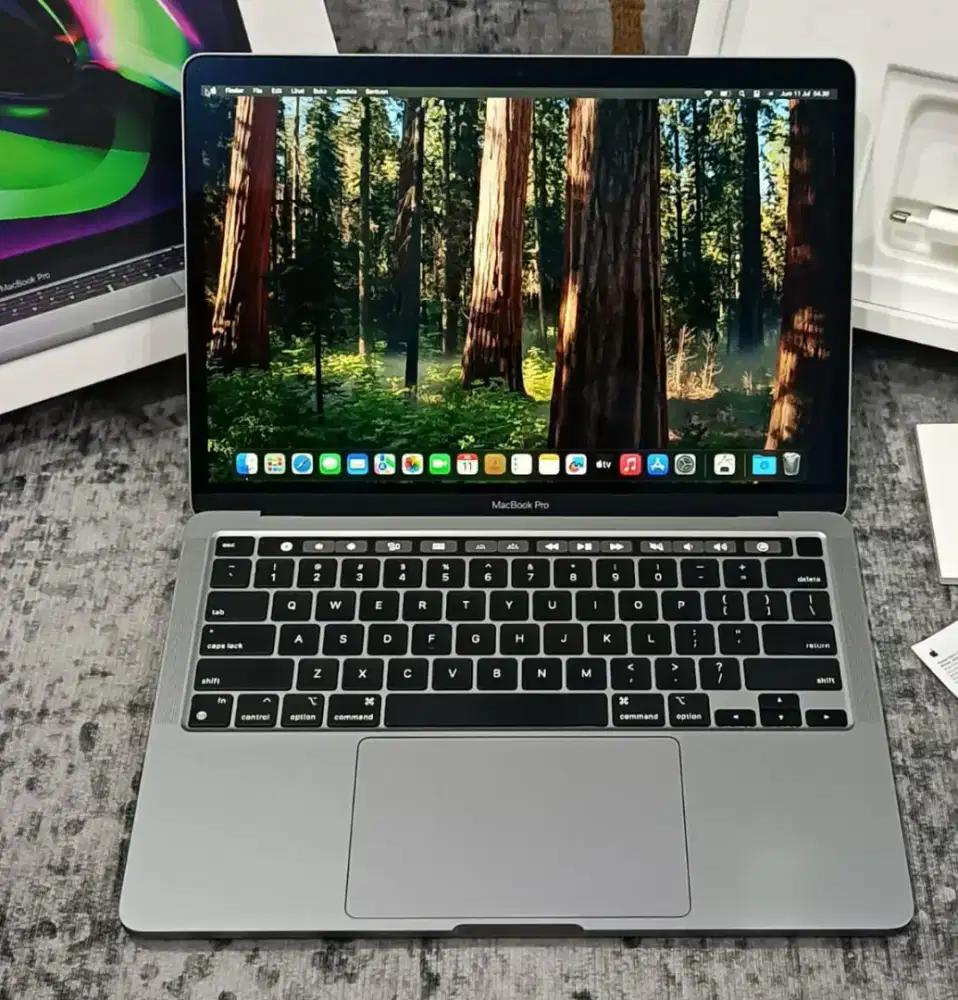 MacBook Pro M2 2022 13 TouchBar 8GB 512GB Gray Fulset Like New