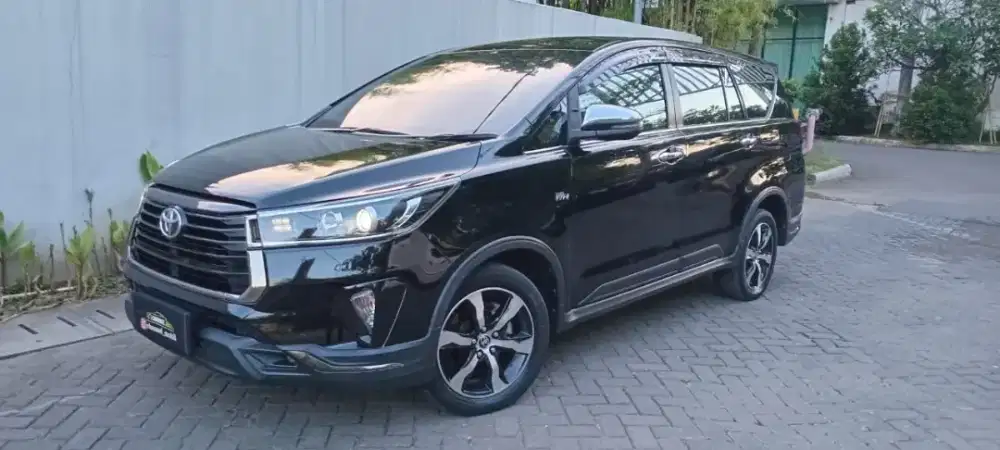 Toyota Venturer 2.0 AT 2021 Black