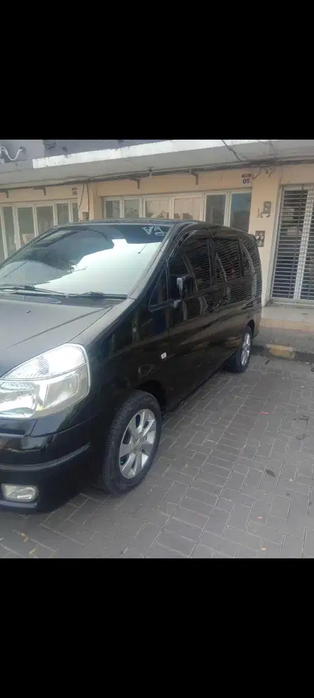Nissan Serena 2005 Bensin