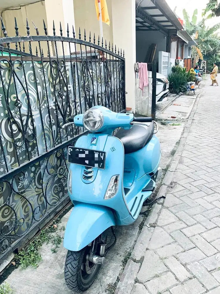 Vespa LX 125 2021 Biru