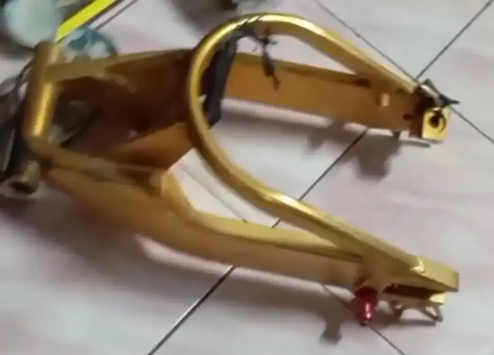 Swing arm merk delkevic