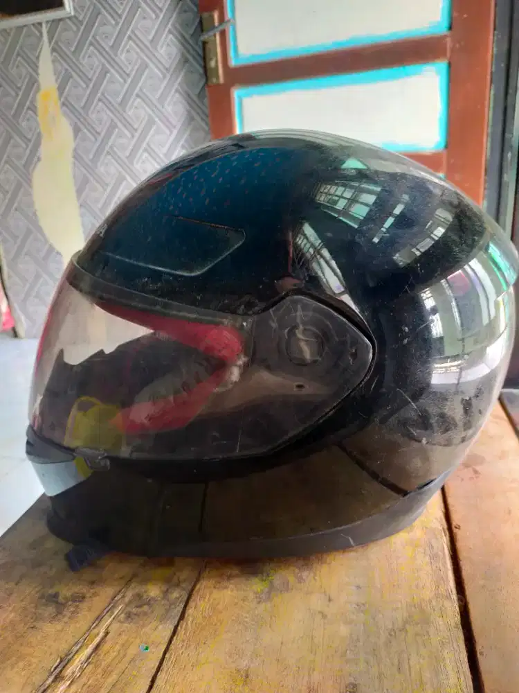 Dijual Helm Hitam