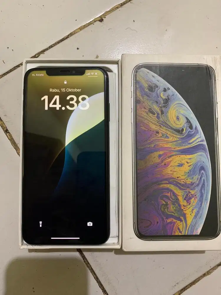 Iphone xs max 64gb