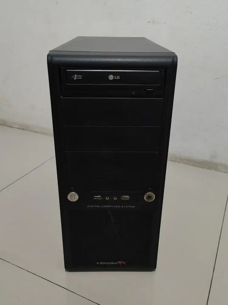 PC - CPU Midgame Intel Core i7-860 / 4GB / 500GB / Radeon HD5700 1GB
