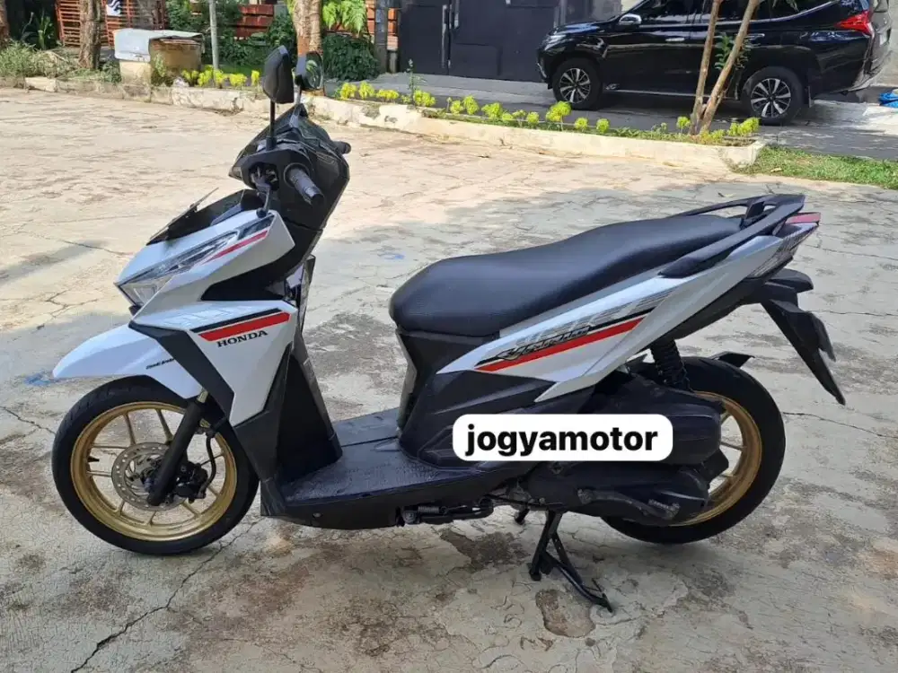 Honda Vario 125 cbs 2017 cash credit