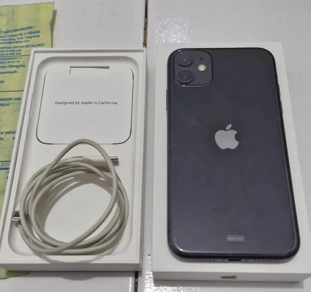 Iphone 11 128gb ibox (pemakaian dari baru)