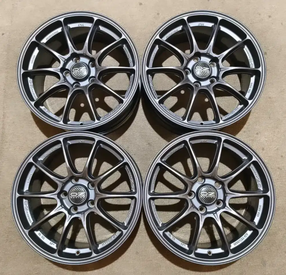 Original OZ hyper GT 17x7,5 pcd 5x114