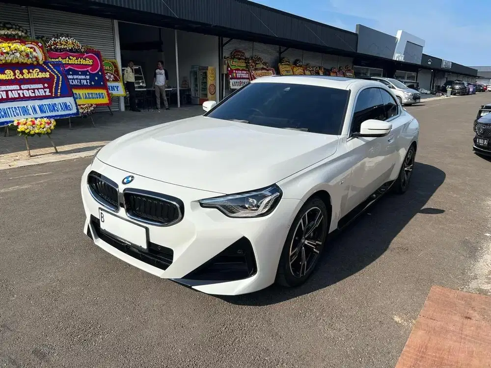 [TDP 88jt] BMW 220i Coupe M Sport 2023 Pakai 2024 C300