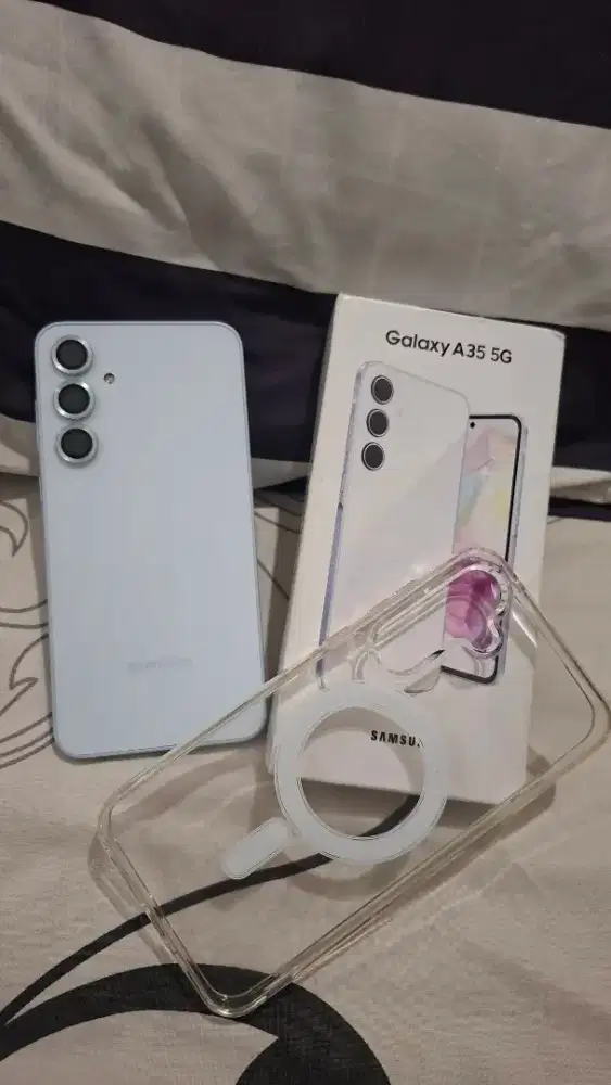 Samsung a35 8/256gb white fullset like new 99persen resmi indo