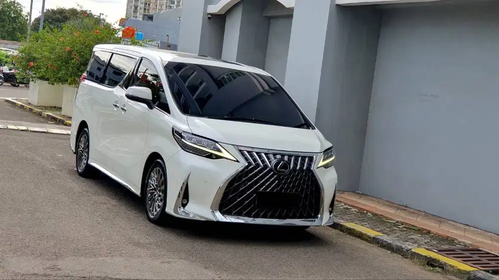 [ LOW KM ] Lexus LM350 LM 350 7 Seater AT 2020/2021