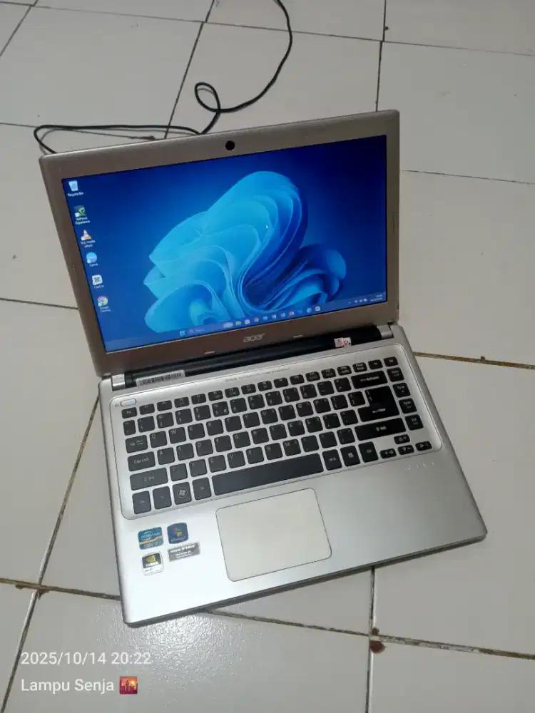 Acer V5-471G dual VGA i7
