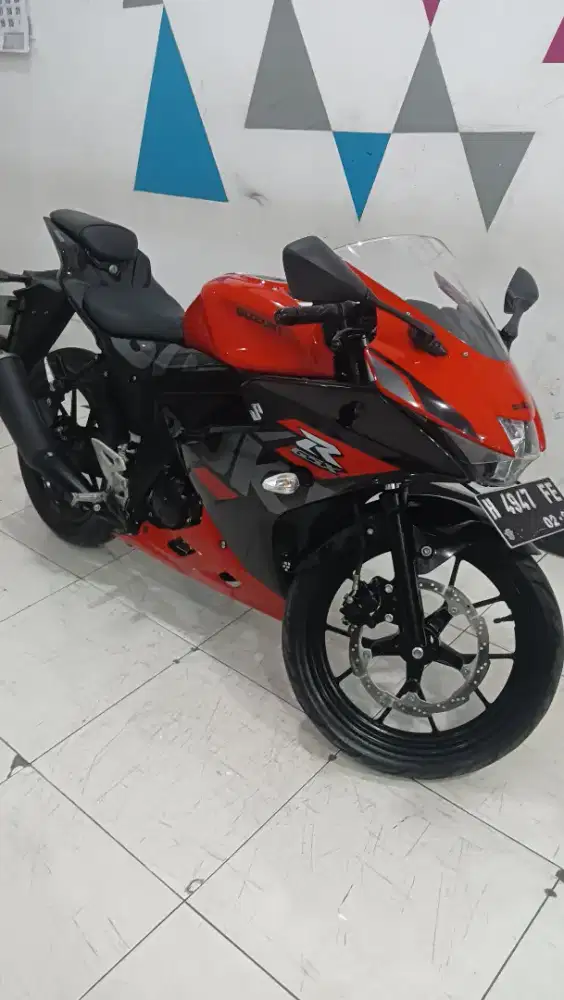 Suzuki GSX-R 150 2021 km.2000