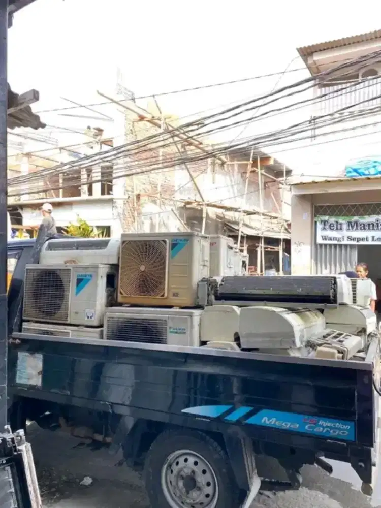Yg mau jual ac silahkan siap jemput lokasi satuam atau borongan