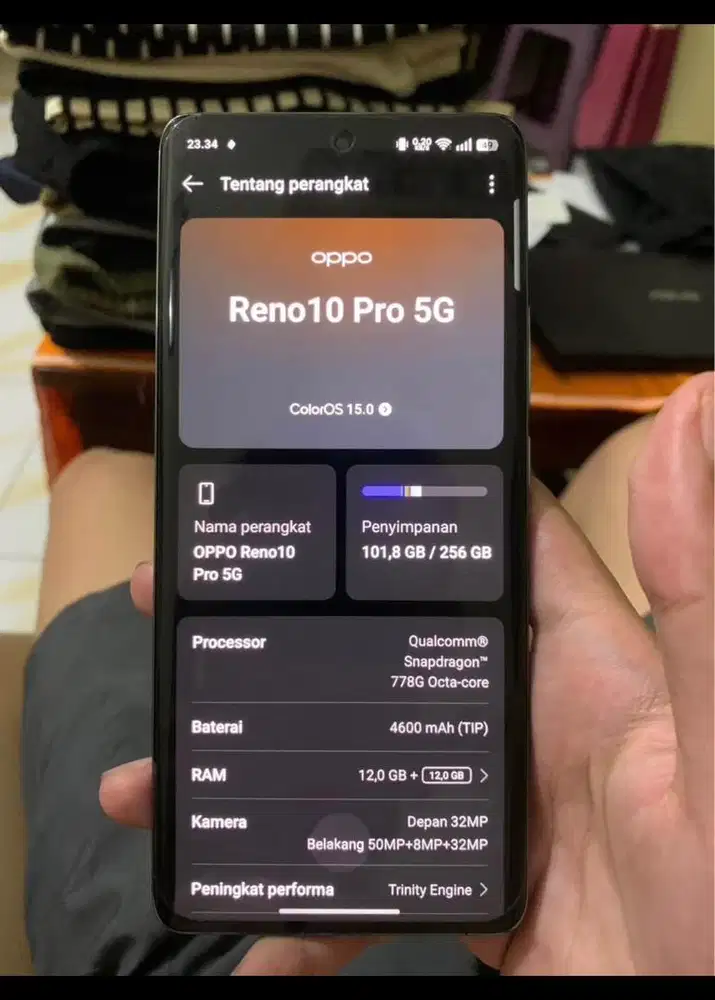 handphone oppo .