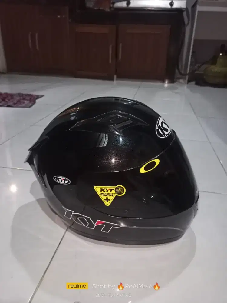 Jual helm KYT ORI full face(teropong)