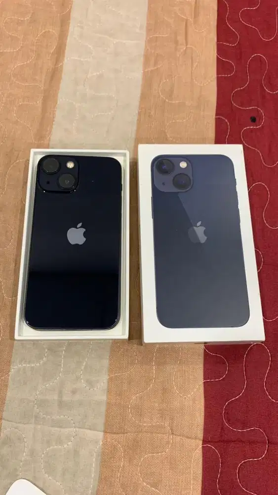 Iphone 13 mini 128gb hitam