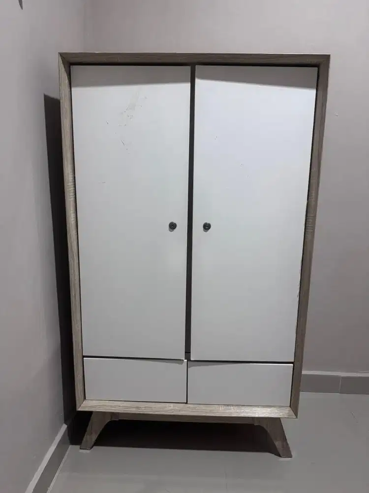 Lemari anak kuat kokoh