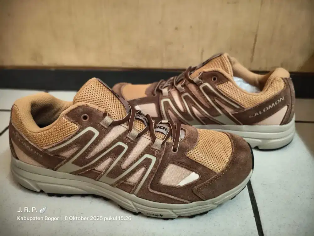 Sepatu Trail Run