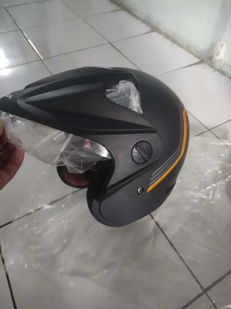 Helm honda BARU