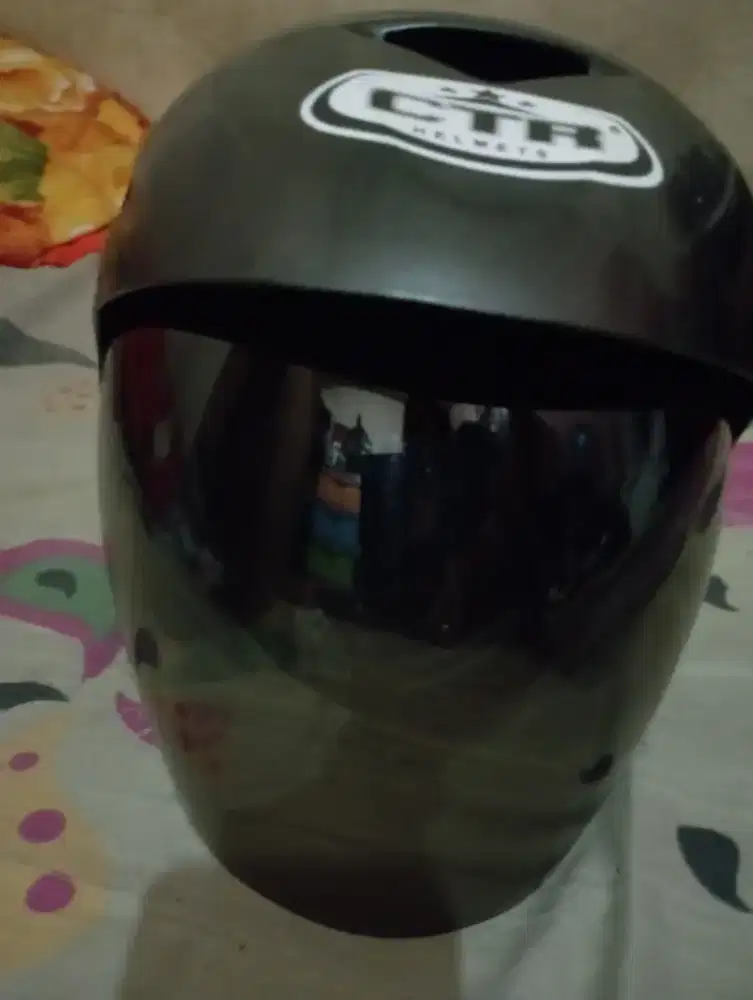 Helm kondisi oke