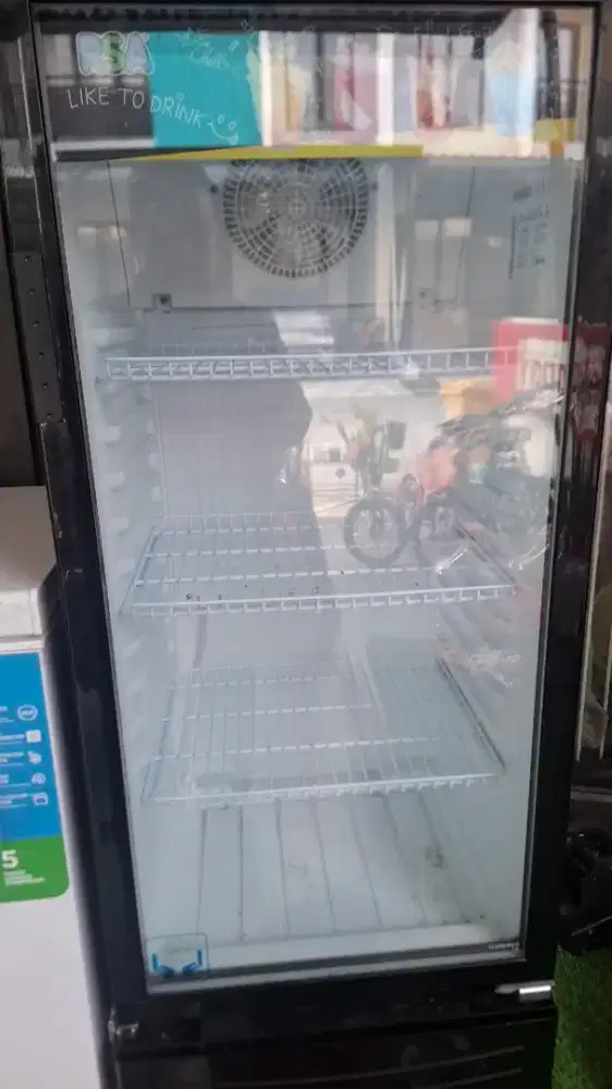 RSA Chiller kondisi mulus