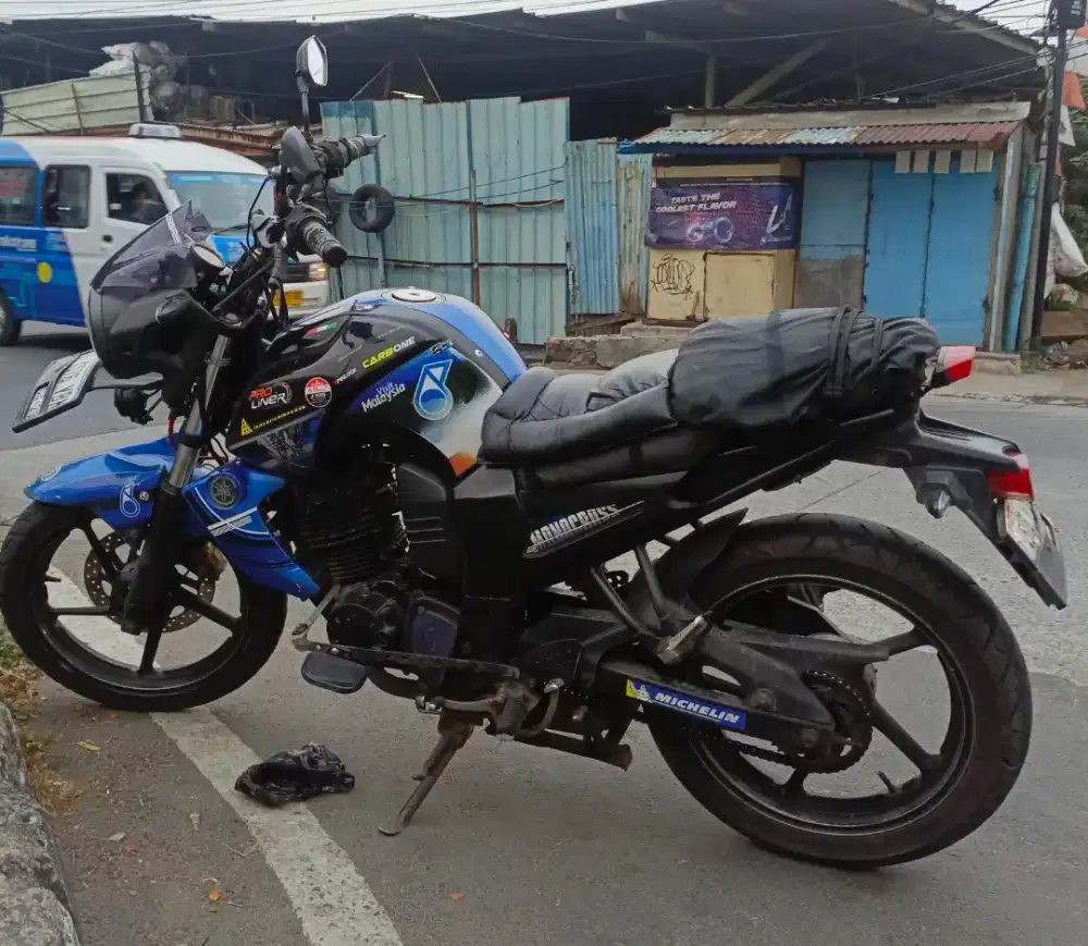 Byson 2014 plat D di Bekasi