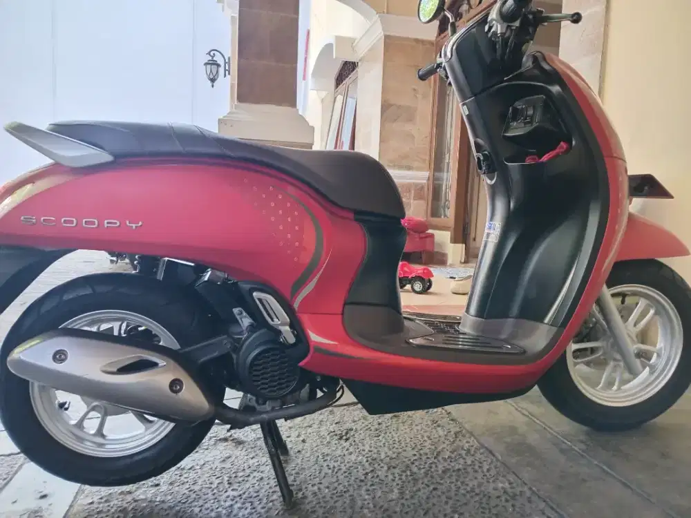 Jual scoopy keyles surat legkap mesin alus terawat .