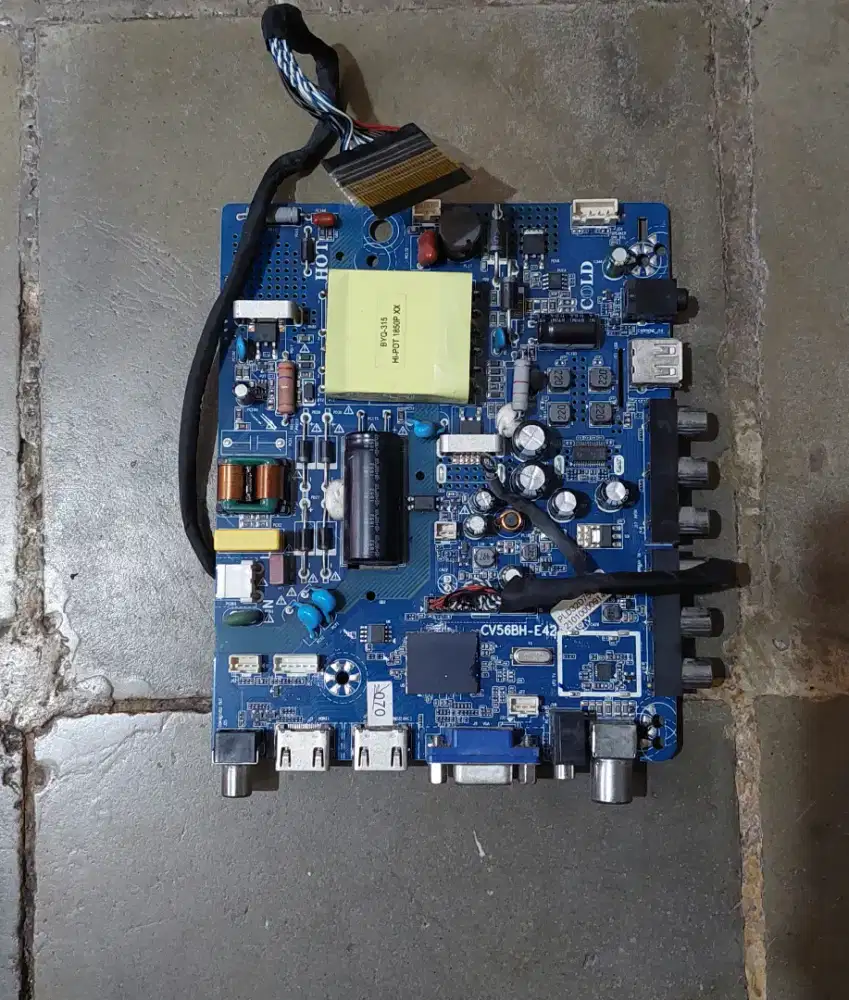 MB TV LED POLYTRON PLD32D7511
