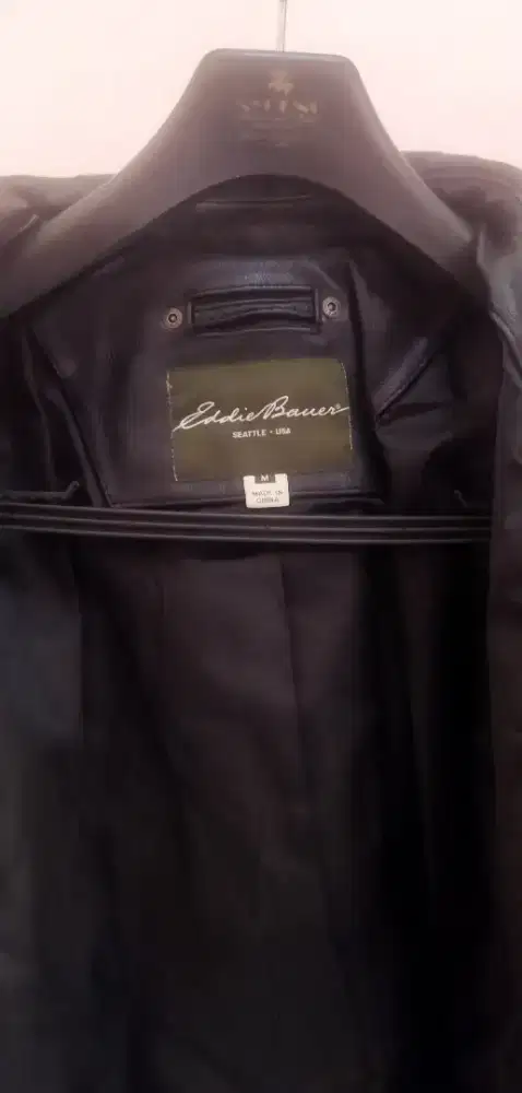 Jacket kulit asli