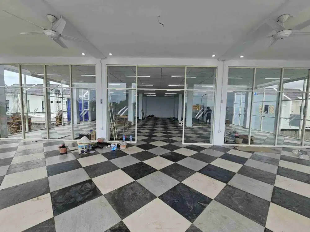 Disewakan Ruko Lavanya  LT2 , lokasi sangat strategis akses menuju ke SCG, cocok untuk usaha Restoran & Cafe