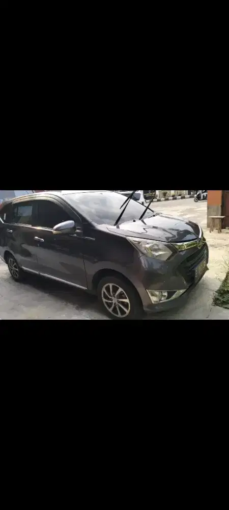 Sigra R deluxe matic
