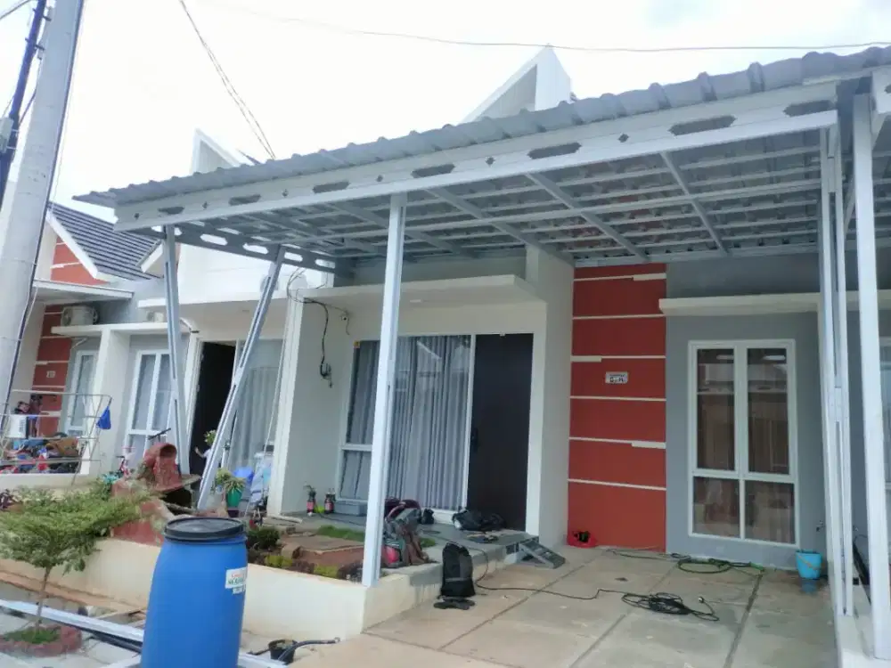 Kanopi baja ringan
