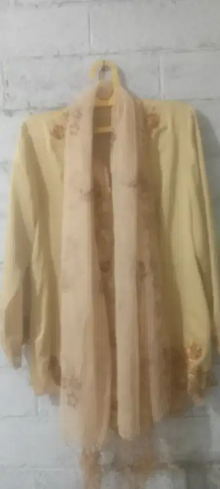 Kebaya atasan nya aja