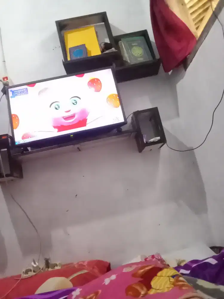 Jual tv LED digital merk Sharp Aquos 32inch