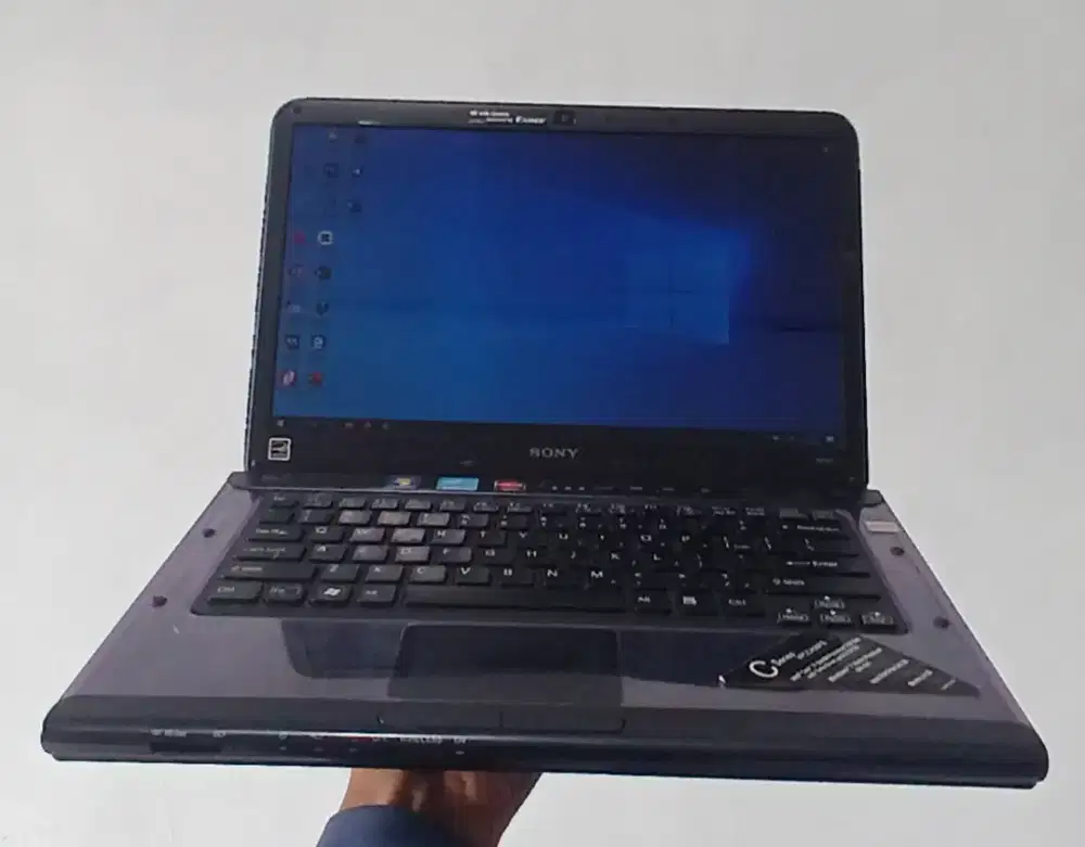 Sony Core i7 ram  8GB ssd 120Gb HDD500GB