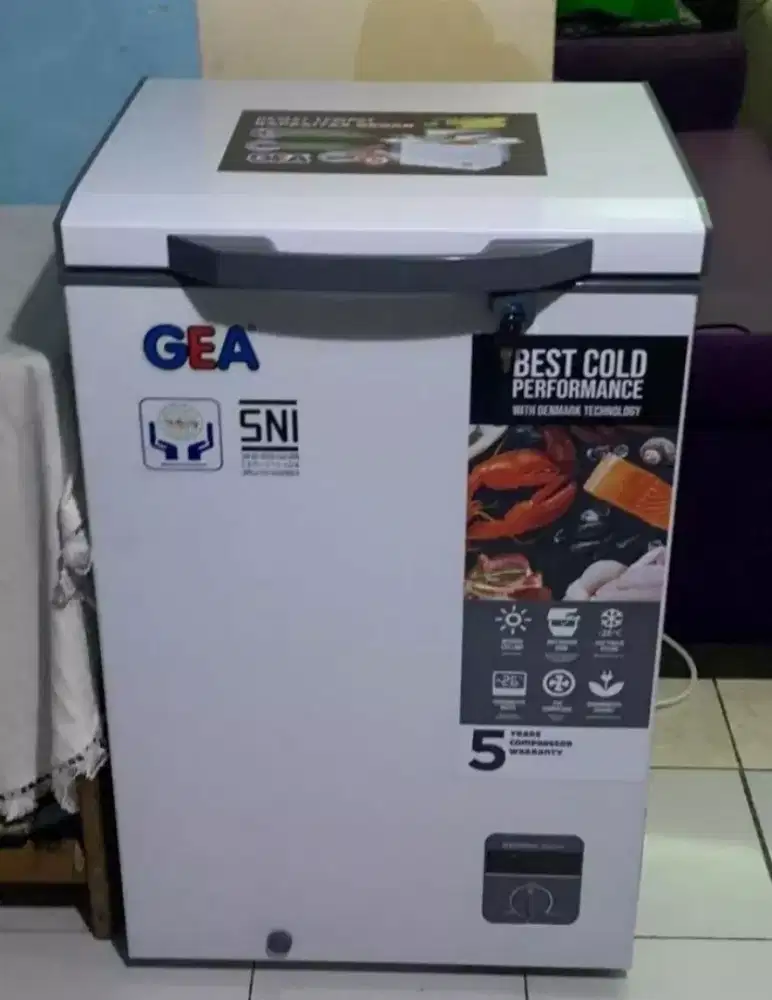 Jual cepat freezer merk GEA 100 L